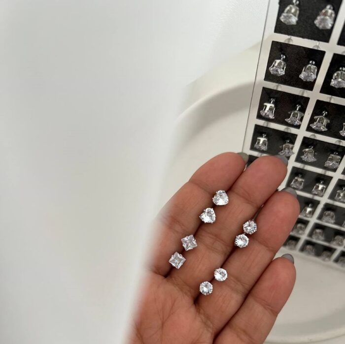 گوشواره میخی تک نگین - Image 3